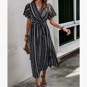 New Black And White Bohemian Wrap Dress With Belt